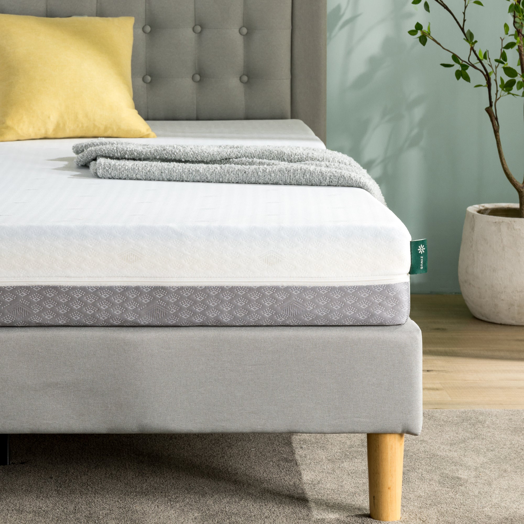 Cooling Flippable Memory Foam Mattress - Image 5