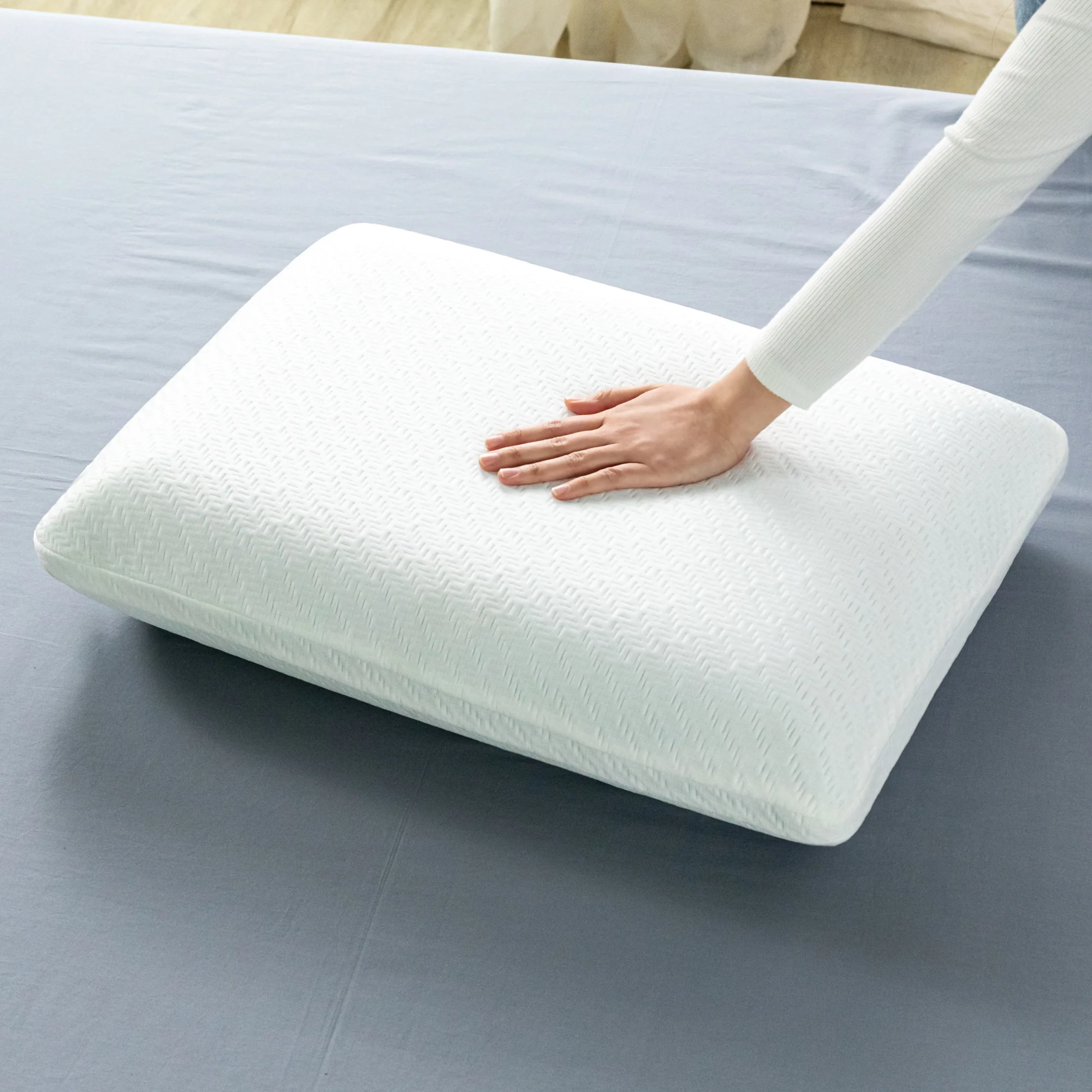 Cooling Gel Memory Foam Pillow with Green Tea & Charcoal - Image 5