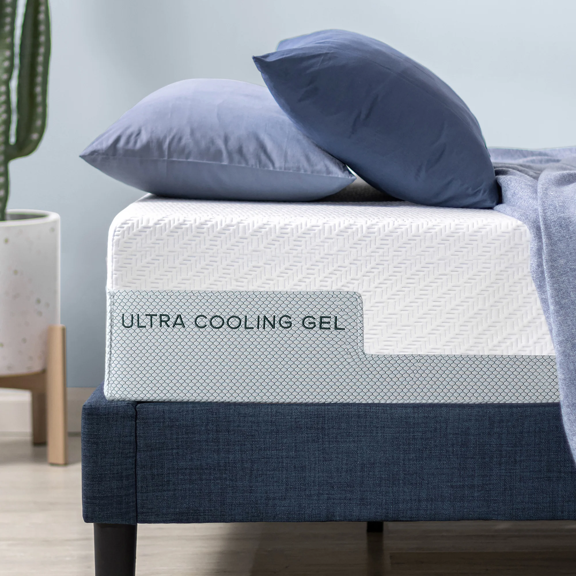 Deluxe Ultra Cool Gel Memory Foam Mattress - Image 4