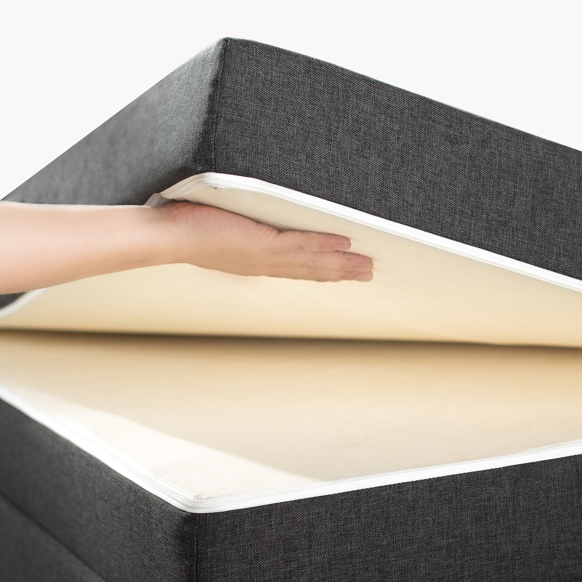 Trifold 10cm Folding Viscolatex Foam Mattress (with Carry Bag) - Image 5